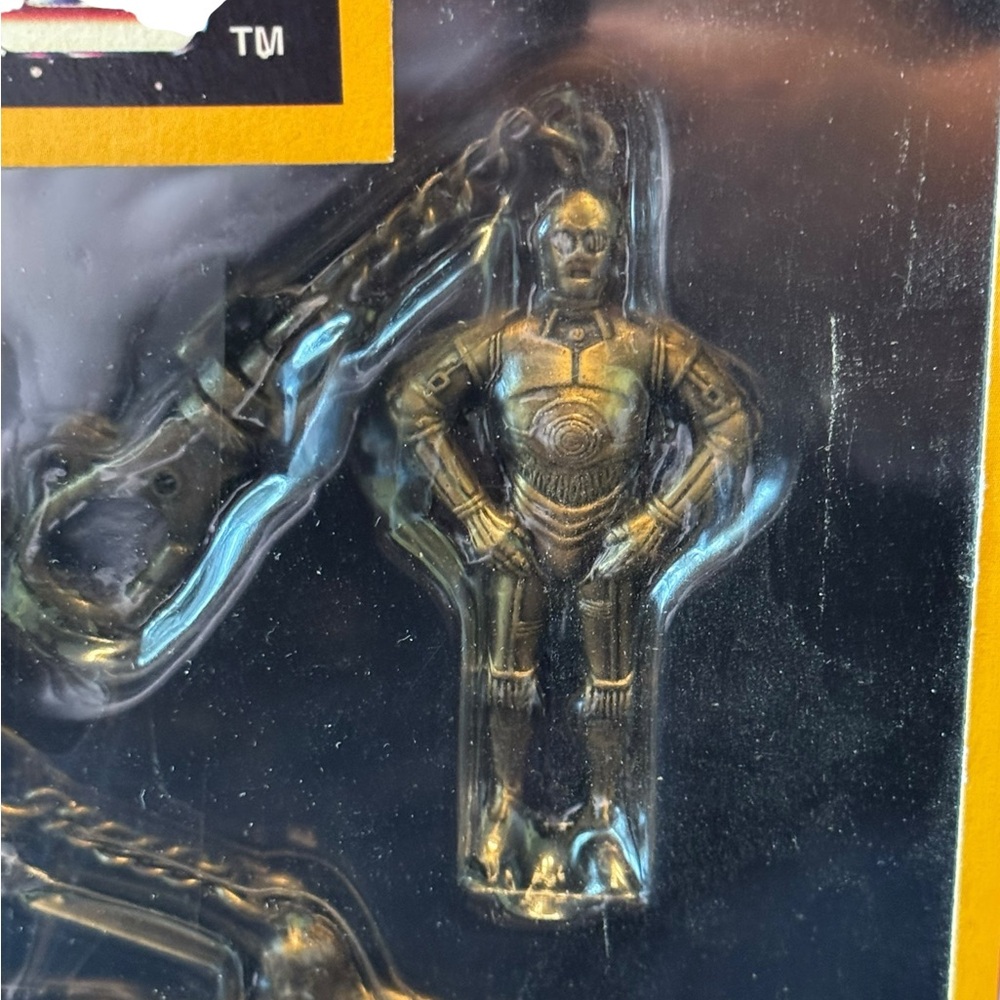 Star Wars Action Figure Keychain Set - Gold Edition - Picture 8 of 11